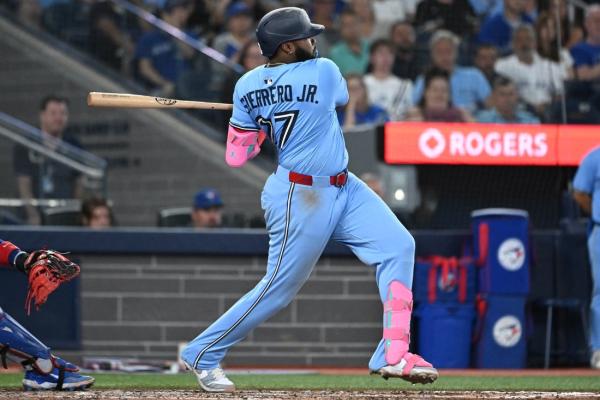 Max Scherzer, Vladimir Guerrero Jr. push Blue Jays past Cubs