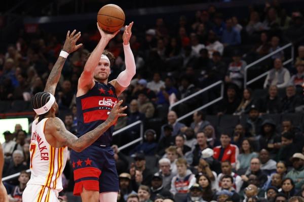 Wizards’ Corey Kispert to miss time with thumb fracture