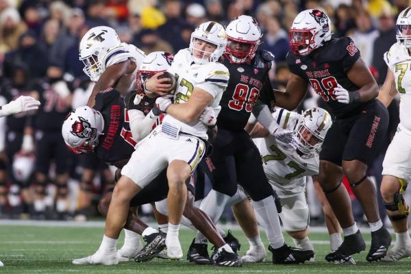 Georgia Tech edges NC State on Aaron Philo’s late TD run