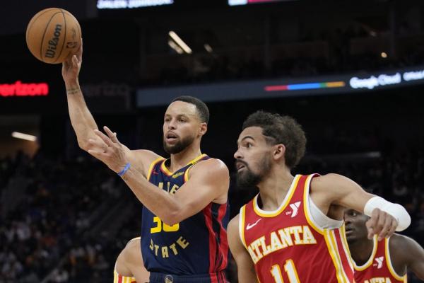 Warriors roll past Hawks for fifth straight win at home