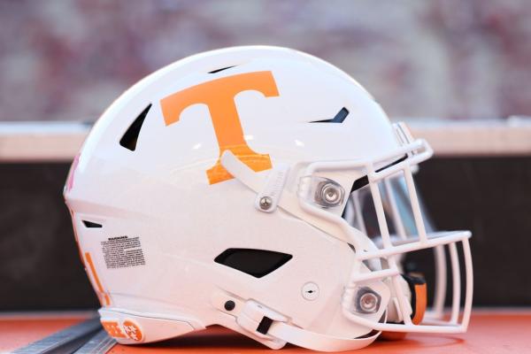 Linebacker JP Peace, grandson of Phillip Fulmer, commits to Volunteers