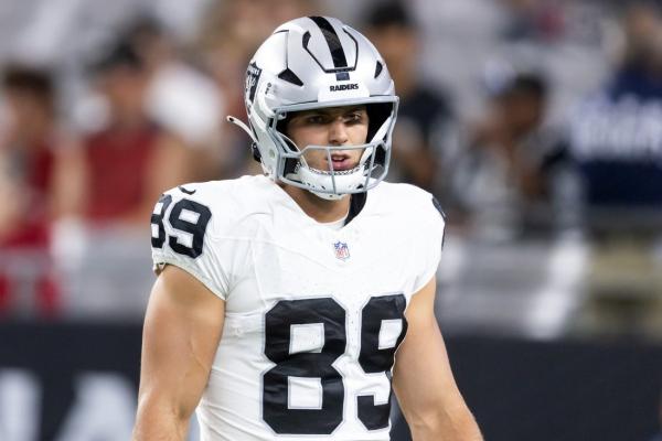 Raiders TE Brock Bowers (knee) returns to practice