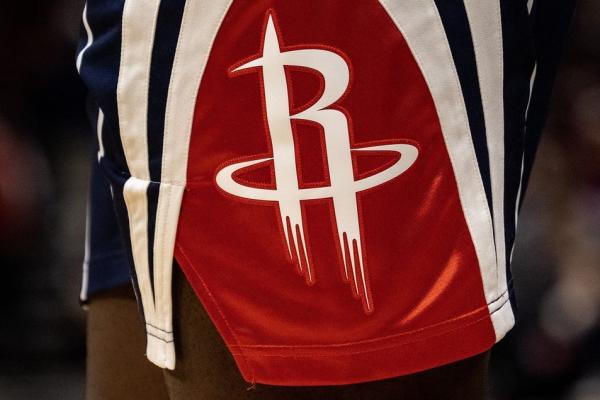 Longtime Rockets coach, GM Carroll Dawson dies