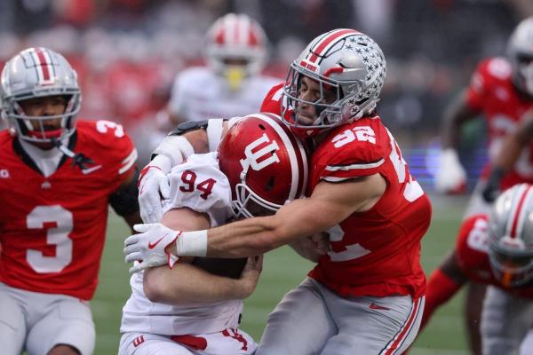 No. 2 Ohio State flips switch, overcomes No. 5 Indiana 38-15