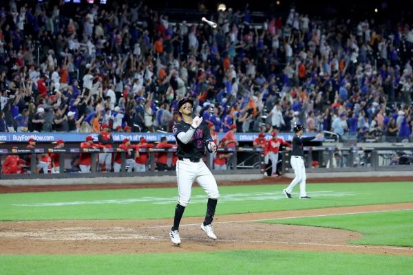 Mark Vientos hits walk-off homer to lift Mets over Reds