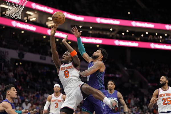 Hornets bounce back from big loss to beat Knicks