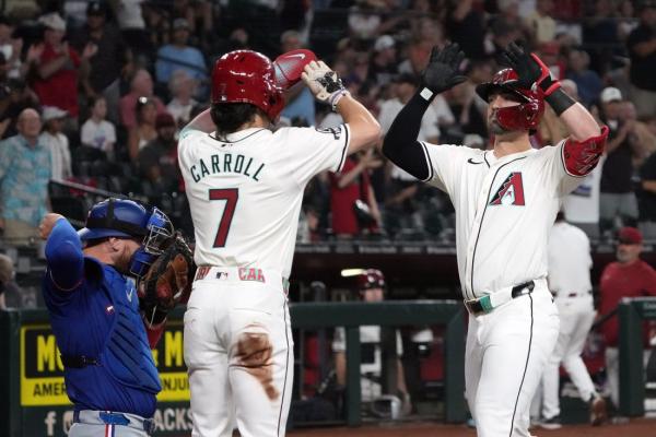 Diamondbacks hit five homers to rout Rangers