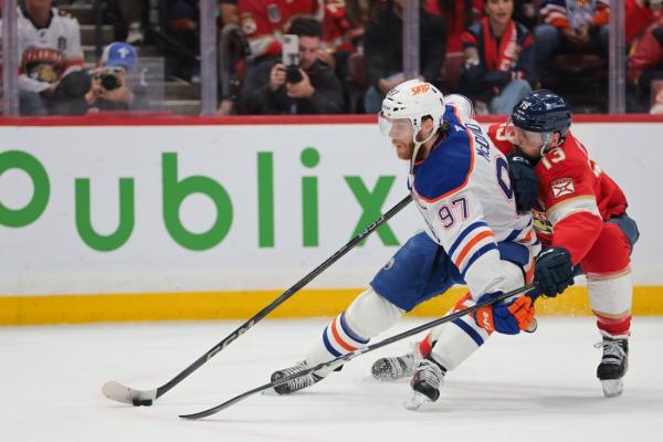 Oddsmakers lean toward Oilers, Hurricanes for ’26 title
