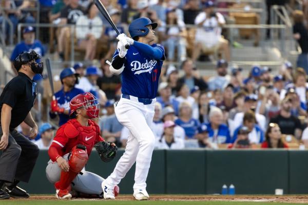 Dodgers’ Shohei Ohtani homers in spring debut