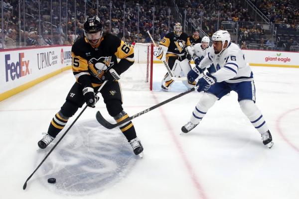 Penguins ride Michael Bunting’s 3rd-period goal to win over Maple Leafs