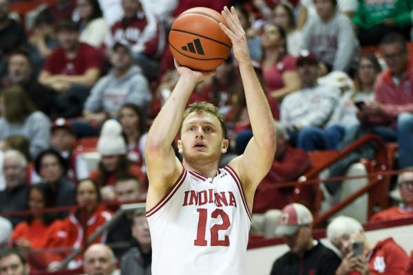 Tucker DeVries’ 20 gets No. 25 Indiana to 7-0 in Bethune-Cookman romp