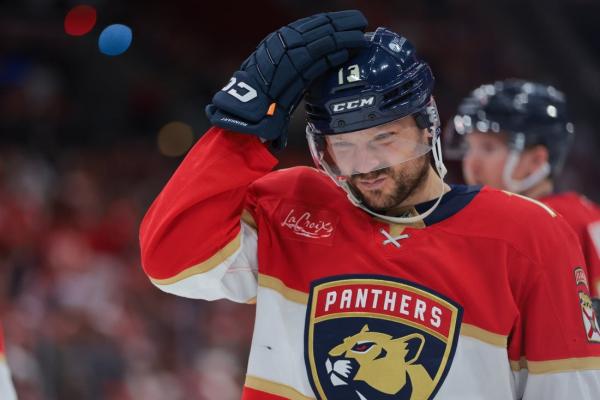 Panthers’ Sam Reinhart day-to-day, uncertain for Game 4