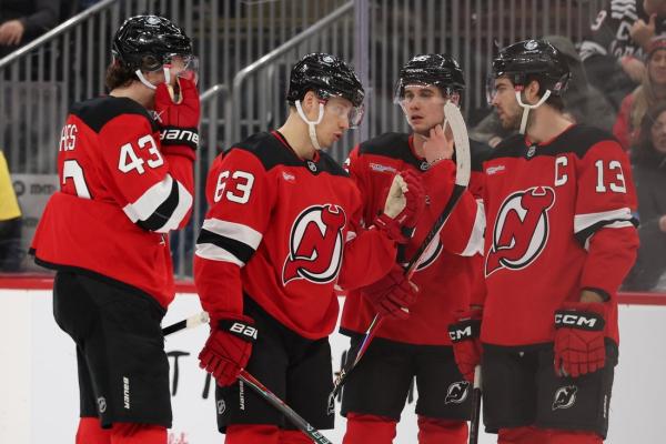 Devils picking up steam ahead of clash vs. Hurricanes