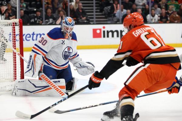 Ducks charge back to beat Oilers