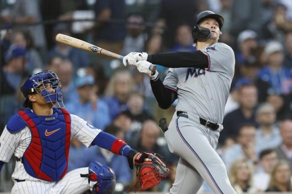 Kyle Stowers swats two homers to spark Marlins past Cubs
