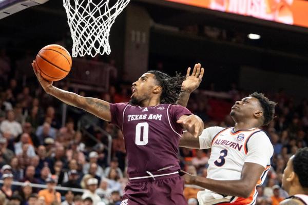 Texas A&M beats Auburn after KeShawn Murphy’s buzzer-beater waived off