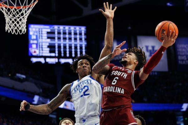 No. 14 Kentucky gets much-needed win over South Carolina