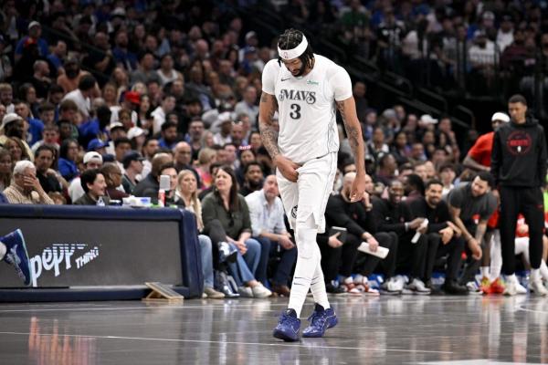 Report: Mavs’ Anthony Davis (adductor) expected to miss multiple weeks