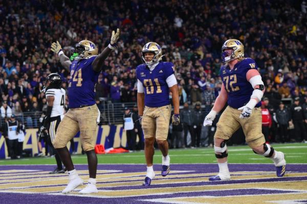 Washington shakes off key absences in rout of Purdue
