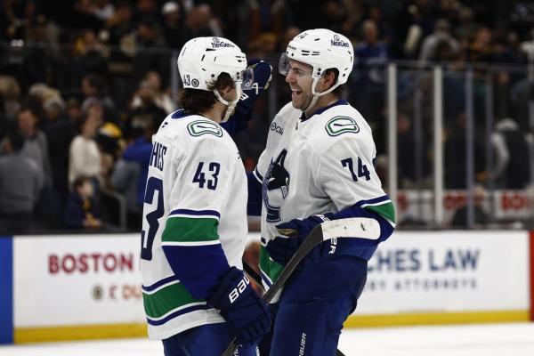 Canucks look to extend road winning streak in clash vs. Penguins