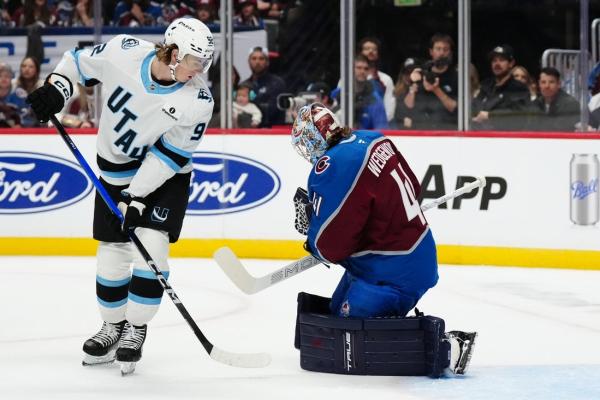 Nathan MacKinnon’s 3rd-period goal pushes Avalanche past Mammoth