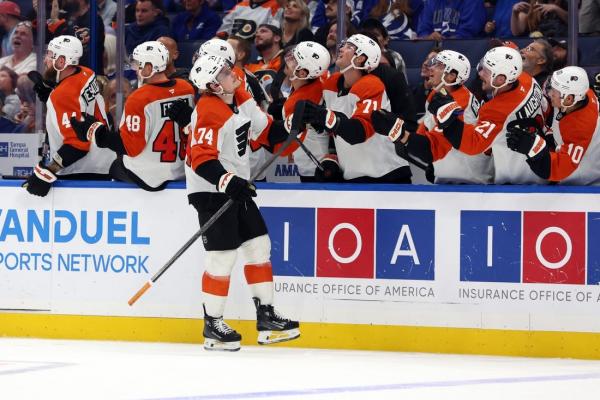 Offense-challenged Flyers brace for clash with Panthers