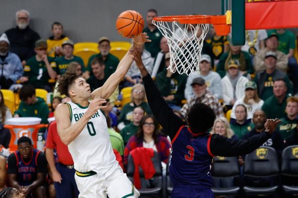 Baylor sets FG shooting record, crushes Arlington Baptist