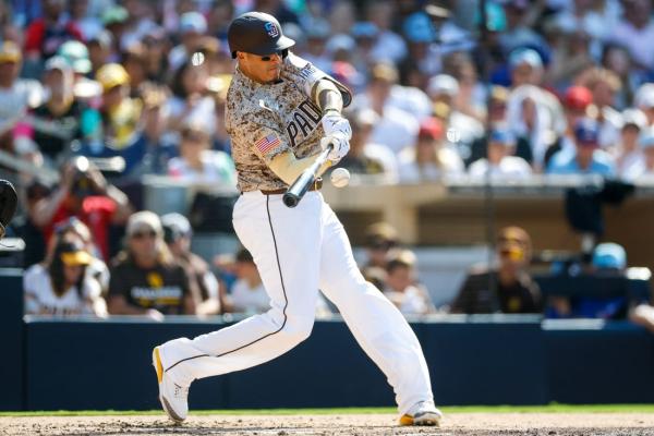 Jake Cronenworth walks off Rangers in Padres extra-innings win