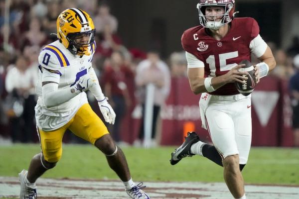 No. 4 Alabama shuts down LSU to stay undefeated in SEC play