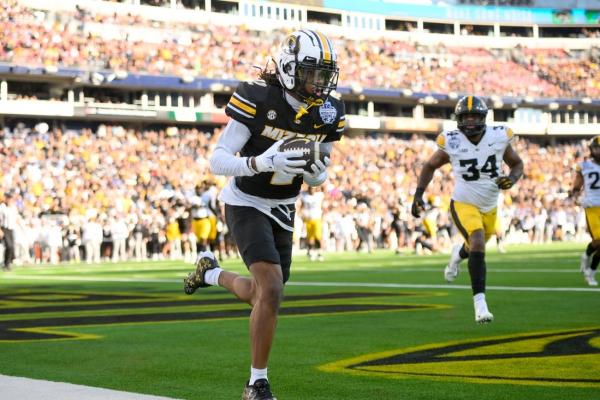 No. 19 Missouri beats Iowa in Music City Bowl to notch 10-win season