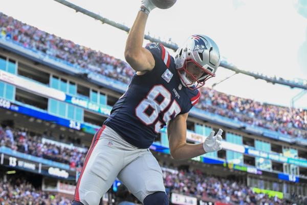 Drake Maye (3 TDs) helps Patriots extend win streak to 5 vs. Browns