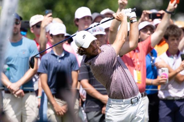 Tommy Fleetwood up 3 entering final round at Travelers