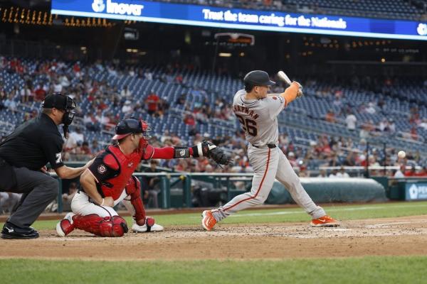 Giants' home runs help Blake Snell down Nationals thumbnail