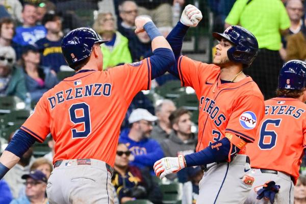 Astros pound Brewers 9-1 behind Jeremy Penaâs 4 RBIs