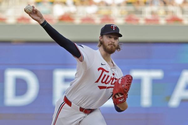 Twins hand White Sox 19th straight loss thumbnail