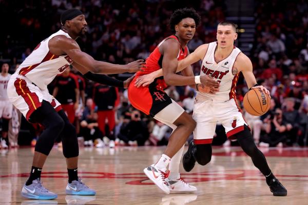 7 ejected late in Heat’s comeback win over Rockets