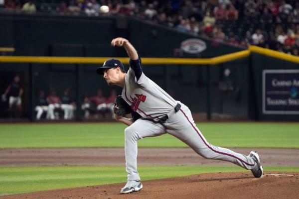 Braves place LHP Max Fried (forearm) on 15-day IL thumbnail