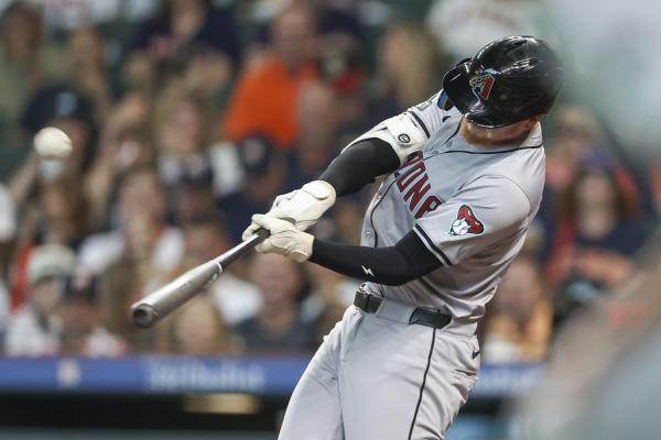 D-backs get 3 HRs, 8 RBIs from Pavin Smith, blast Astros thumbnail