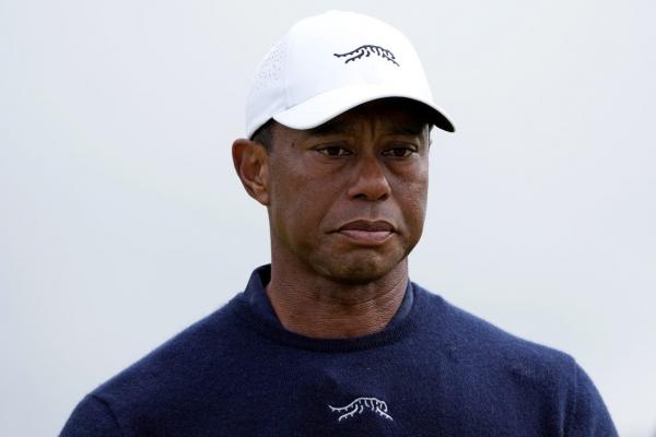 Tiger Woods undergoes surgery on his back