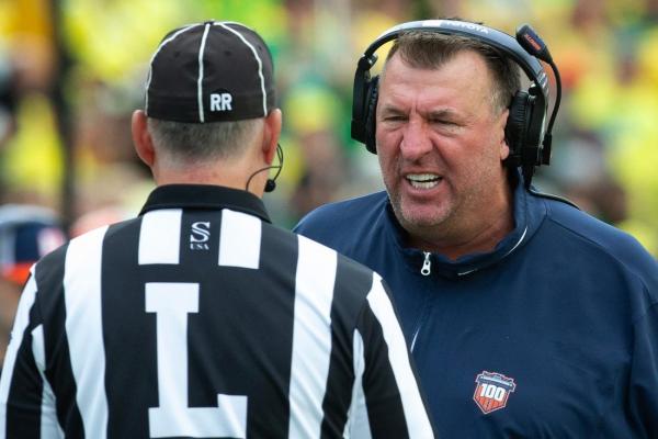 No. 24 Illinois’ Bret Bielema out to remain perfect vs. Minnesota