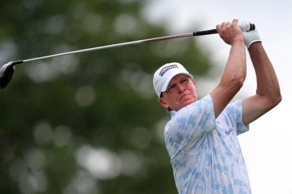 Steve Stricker has neck surgery, eyes return in 2026