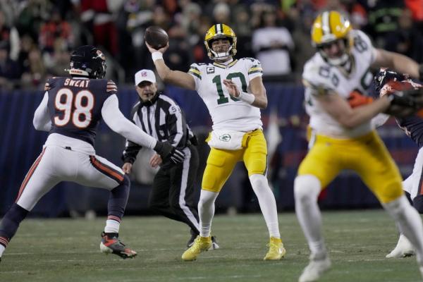QB questions linger but playoff spot in play as Packers, Ravens turn page