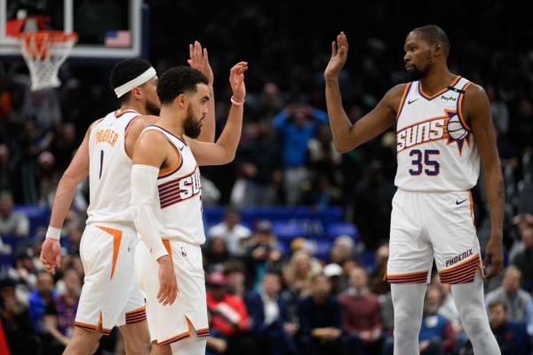 Kevin Durant, Devin Booker lead rising Suns vs. Cavaliers