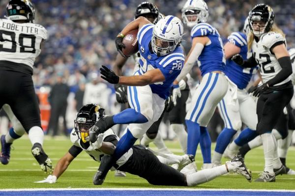 Matt Gay's OT field goal lifts Colts over Jaguars thumbnail