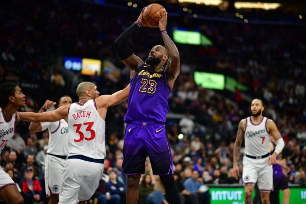 Inconsistent Lakers hope to get right vs. lowly Wizards