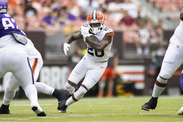 Browns RB Pierre Strong leaves practice in ambulance