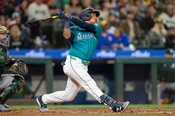 Report: Mariners 2B Jorge Polanco has left knee surgery