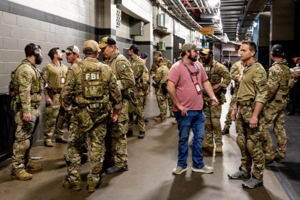 NFL, law enforcement goal is officer per block at Super Bowl in New Orleans thumbnail