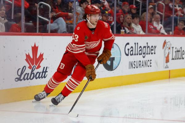Strong start helps Red Wings extend Jets' losing streak to 7
