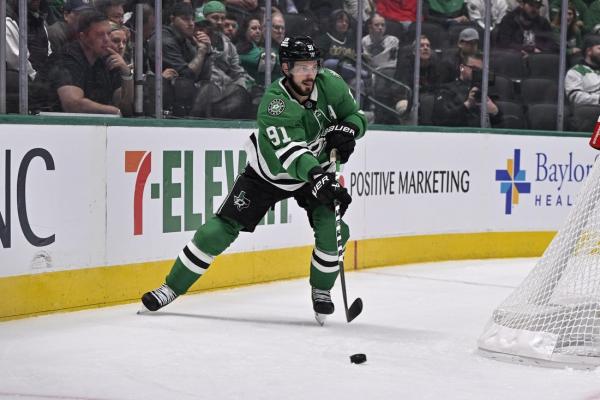 Jake Oettinger keeps Blackhawks at bay, helps Stars end skid